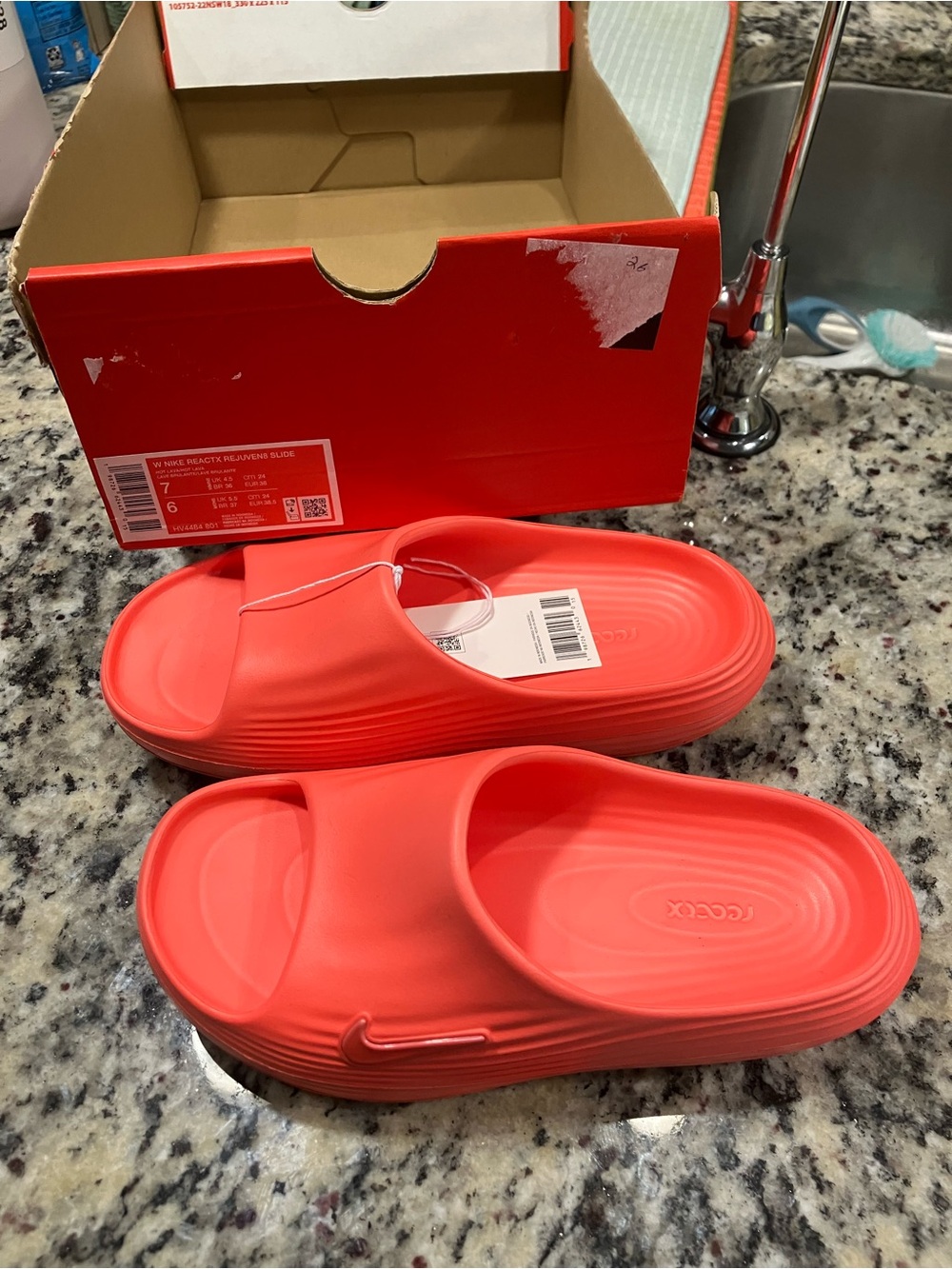 Nike Reactx Slide - Picture 3 of 4